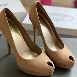 Perfect pair of shoes for a night out or really any occasion